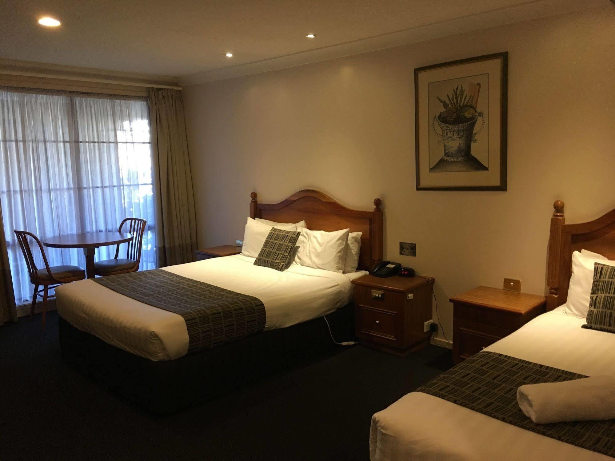 Best Western Ambassador Motor Inn & Apartments Wagga Wagga Exterior foto